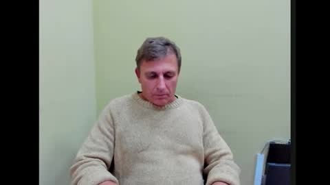 Snapshot of stacattoff chatting on September 19, 2025, 4:18 pm stacattoff online show from September 19, 2025, 4:18 pm