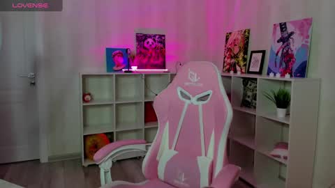 Snapshot of stacey_brown chatting on December 2, 2024, 1:03 am Stacey GMT5 Mo Tu We Th Fr Sa 3am -10am online show from December 2, 2024, 1:03 am