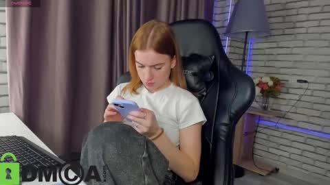 Stacey GMT5 Mo Tu We Th Fr Sa 3am -10am online show from February 3, 2026, 1:04 am