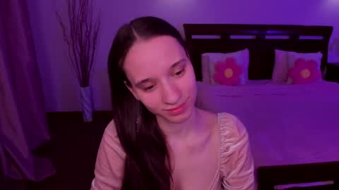Snapshot of staceycutie chatting on April 5, 2026, 5:21 pm StaceyCutie online show from April 5, 2026, 5:21 pm