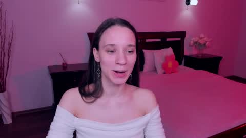 Snapshot of staceycutie chatting on April 28, 2026, 5:18 pm StaceyCutie online show from April 28, 2026, 5:18 pm