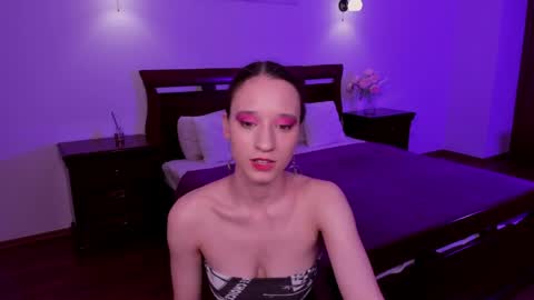 Snapshot of staceycutie chatting on May 27, 2026, 8:06 pm StaceyCutie online show from May 27, 2026, 8:06 pm