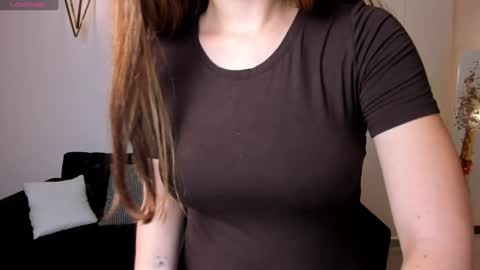 Snapshot of staceywood_ chatting on December 2, 2024, 10:28 am Stacy Woods online show from December 2, 2024, 10:28 am