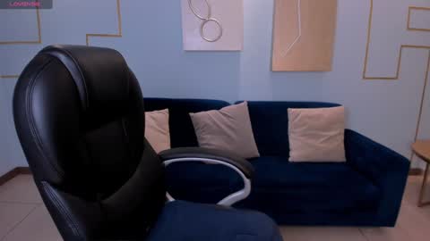 Snapshot of staceywood_ chatting on December 14, 2024, 1:49 pm Stacy Woods online show from December 14, 2024, 1:49 pm