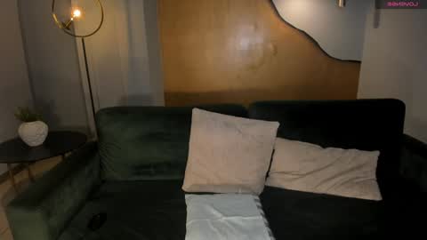 Snapshot of staceywood_ chatting on January 17, 2025, 10:33 am Stacy Woods online show from January 17, 2025, 10:33 am