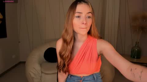 Snapshot of staceywood_ chatting on March 4, 2025, 1:38 pm Stacy Woods online show from March 4, 2025, 1:38 pm