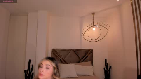 Snapshot of staceywood_ chatting on May 4, 2026, 11:50 am Stacy Woods online show from May 4, 2026, 11:50 am