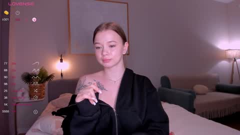 Emily online show from January 6, 2025, 5:08 am