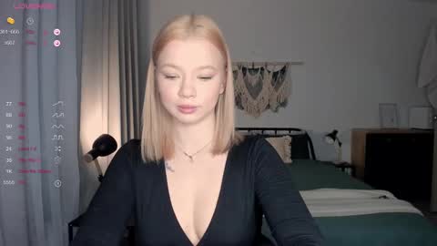 Emily online show from January 16, 2025, 7:52 pm