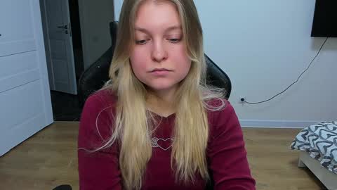 Snapshot of stacy_miraclee chatting on January 24, 2025, 11:48 am Stacy  online show from January 24, 2025, 11:48 am