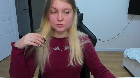 Snapshot of stacy_miraclee chatting on February 14, 2025, 3:58 pm Stacy  online show from February 14, 2025, 3:58 pm