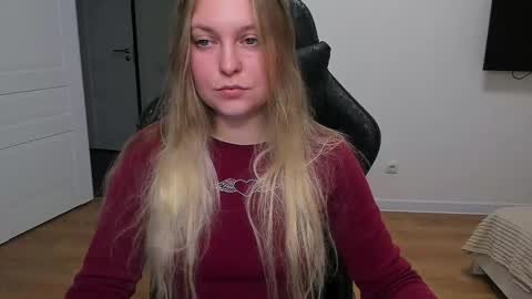 Snapshot of stacy_miraclee chatting on September 13, 2025, 3:23 pm Stacy  online show from September 13, 2025, 3:23 pm