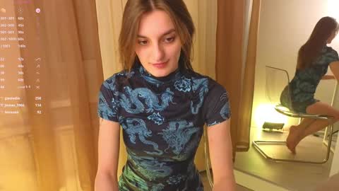 Snapshot of stacy_sexylips chatting on January 19, 2025, 4:57 pm Sexy lips online show from January 19, 2025, 4:57 pm