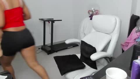 Snapshot of stacy_woods chatting on December 17, 2025, 3:01 am Zulma Yisset online show from December 17, 2025, 3:01 am