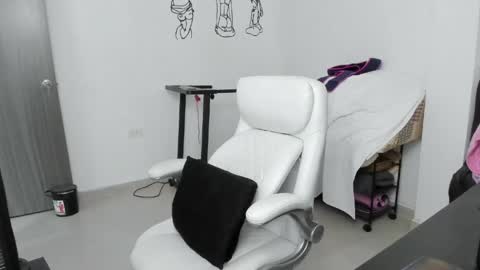 Zulma Yisset online show from March 21, 2026, 2:27 am