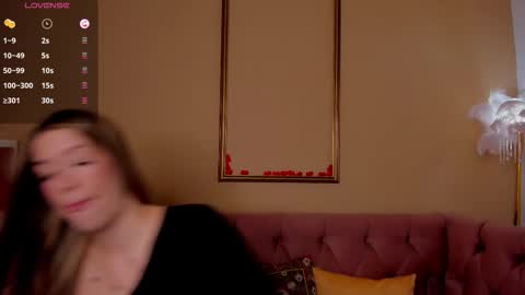 Snapshot of stacywells chatting on March 4, 2026, 1:44 am Stacy online show from March 4, 2026, 1:44 am