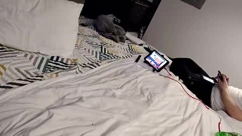 Straightupdownbad online show from February 6, 2026, 9:51 pm