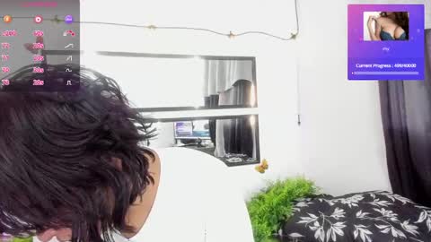 Snapshot of star_darling chatting on May 12, 2026, 12:24 pm S T A R online show from May 12, 2026, 12:24 pm