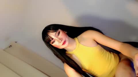 Snapshot of star_light48 chatting on January 19, 2026, 2:04 am star_light48 online show from January 19, 2026, 2:04 am