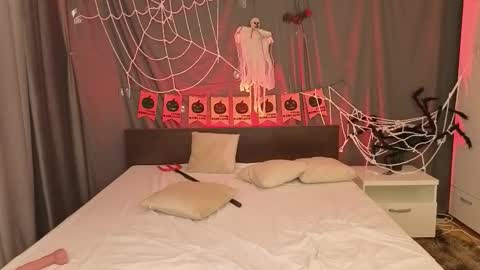 Snapshot of star_madison chatting on October 26, 2025, 9:53 pm Madison online show from October 26, 2025, 9:53 pm