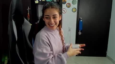 Snapshot of star_shooting chatting on September 26, 2025, 10:03 pm star_shooting online show from September 26, 2025, 10:03 pm