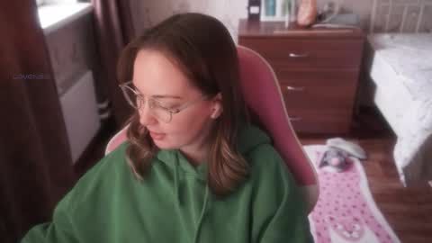 Alice online show from November 5, 2025, 6:35 am