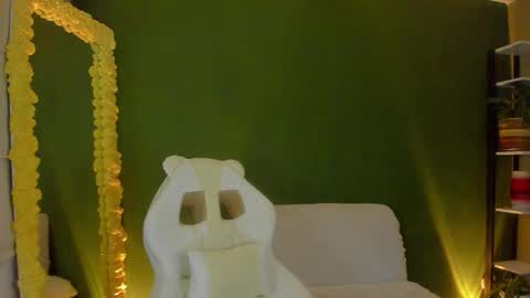 star_sub1 online show from October 23, 2025, 4:50 pm