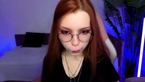 Tarra online show from April 24, 2026, 1:41 am