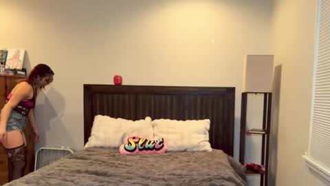 Snapshot of stara_dreams chatting on March 17, 2026, 5:11 am Stara Winters online show from March 17, 2026, 5:11 am