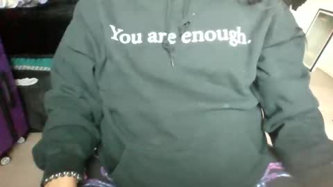 starella___saxxxton online show from October 21, 2025, 3:13 pm