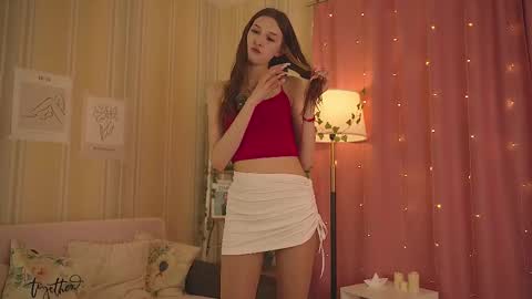 Snapshot of starfromsky chatting on February 24, 2026, 12:14 pm Chloe online show from February 24, 2026, 12:14 pm