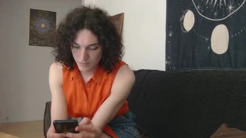 Evan online show from June 4, 2026, 6:47 pm