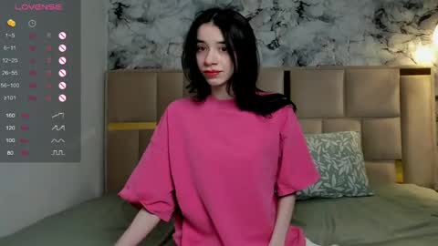 Snapshot of starry_violet chatting on March 20, 2026, 9:52 pm Hello my name is Amanda online show from March 20, 2026, 9:52 pm