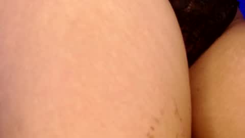 Snapshot of stars4spider_ chatting on November 14, 2025, 2:38 pm online show from November 14, 2025, 2:38 pm