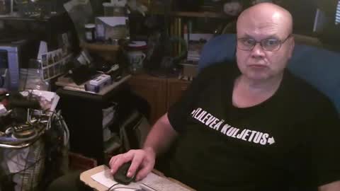 Snapshot of starterxyman chatting on December 23, 2024, 12:03 am starterxyman online show from December 23, 2024, 12:03 am