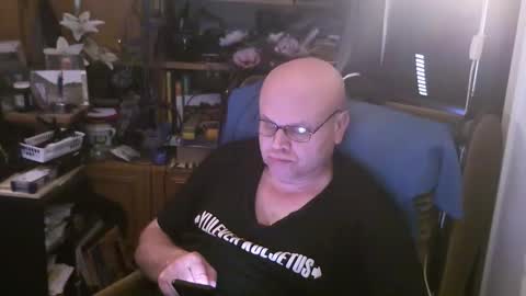 Snapshot of starterxyman chatting on January 18, 2026, 11:41 pm starterxyman online show from January 18, 2026, 11:41 pm