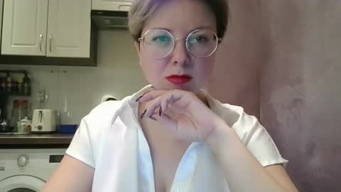 Snapshot of stasya_07 chatting on January 8, 2025, 2:35 am Stasya online show from January 8, 2025, 2:35 am