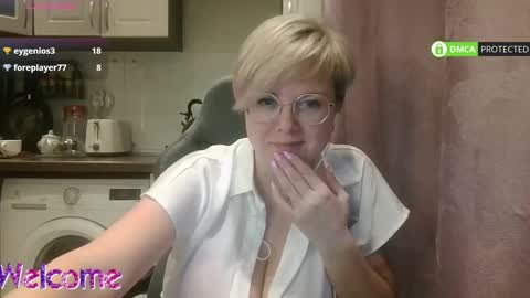 Snapshot of stasya_07 chatting on March 10, 2025, 11:38 pm Stasya online show from March 10, 2025, 11:38 pm