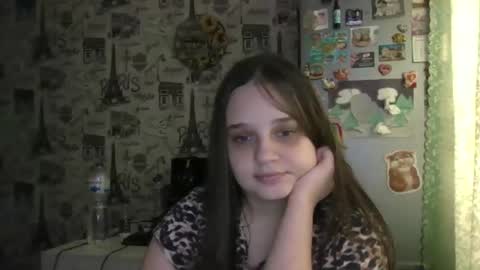 Snapshot of stasya_cute chatting on October 16, 2025, 6:47 am Stasya online show from October 16, 2025, 6:47 am