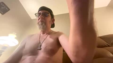 steel259373 online show from September 23, 2025, 11:19 pm