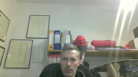 Snapshot of steel80 chatting on January 9, 2026, 3:15 pm steel80 online show from January 9, 2026, 3:15 pm