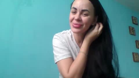 Snapshot of stefaniyax chatting on October 18, 2025, 12:39 pm stefaniyax online show from October 18, 2025, 12:39 pm