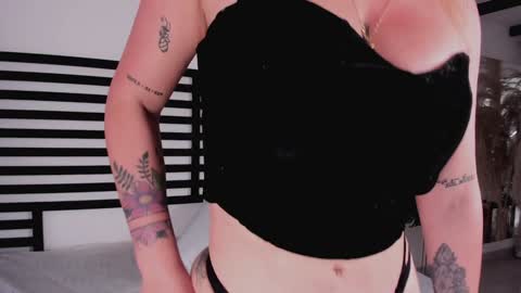 Snapshot of stefannny_ chatting on December 14, 2024, 3:58 pm Stefanny online show from December 14, 2024, 3:58 pm