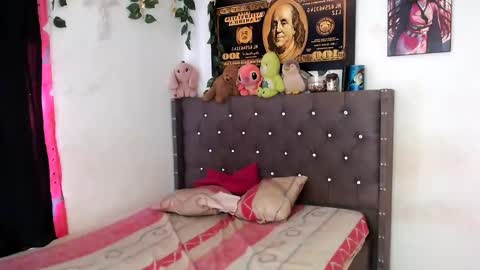 stefanny beautiful online show from December 14, 2025, 4:01 pm