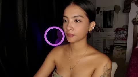 Im MiaIts my first day here  online show from September 11, 2025, 12:44 am