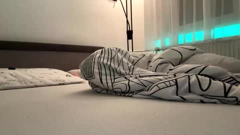 Snapshot of stefanomorelli chatting on October 27, 2025, 7:29 pm stefanomorelli online show from October 27, 2025, 7:29 pm