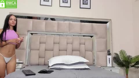 Stefany online show from January 23, 2025, 11:15 pm