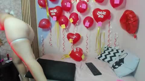 Snapshot of stefany_pablo1 chatting on February 14, 2025, 6:51 pm stefany_pablo1 online show from February 14, 2025, 6:51 pm