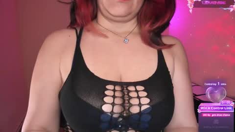 stefany online show from March 3, 2025, 3:20 pm