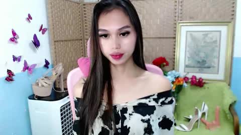 steffybabe online show from September 13, 2025, 1:00 pm